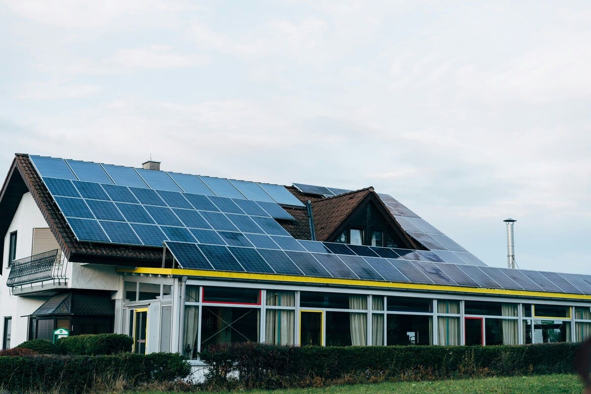 Projeto Sistema Fotovoltaico Residencial da AM Green em Niterói, RJ